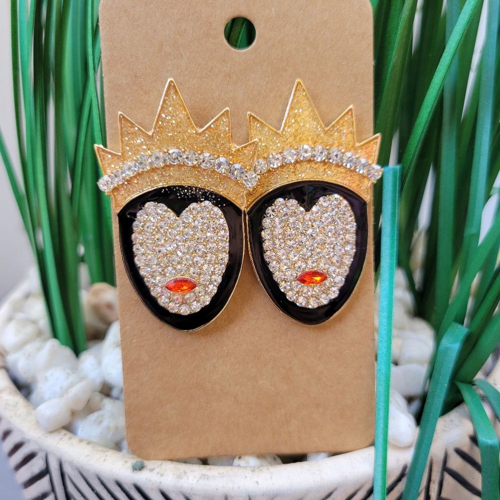 Sleeping beauty villain earrings
